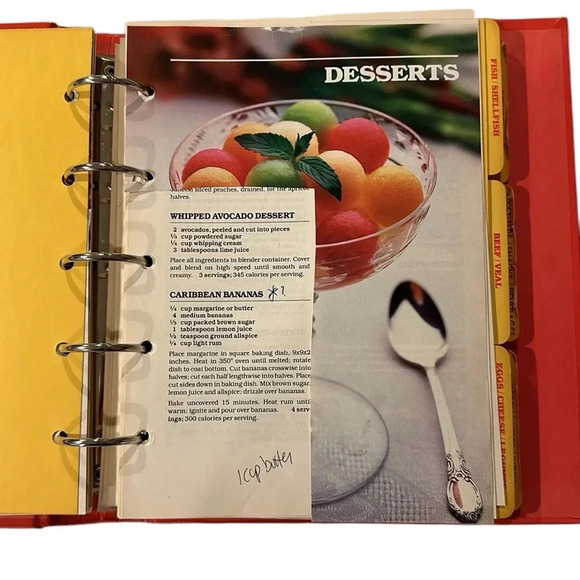 Vintage 1986 Betty Crocker Ring Bound Hardcover Cookbook Golden Press Kitchen - Picture 5 of 9